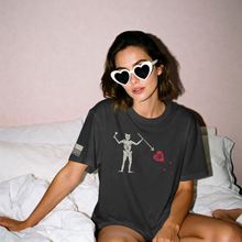 Load image into Gallery viewer, Black Beard T-shirt
